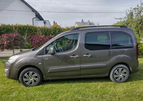Peugeot Partner cena 45000 przebieg: 143000, rok produkcji 2018 z Rzeszów małe 172